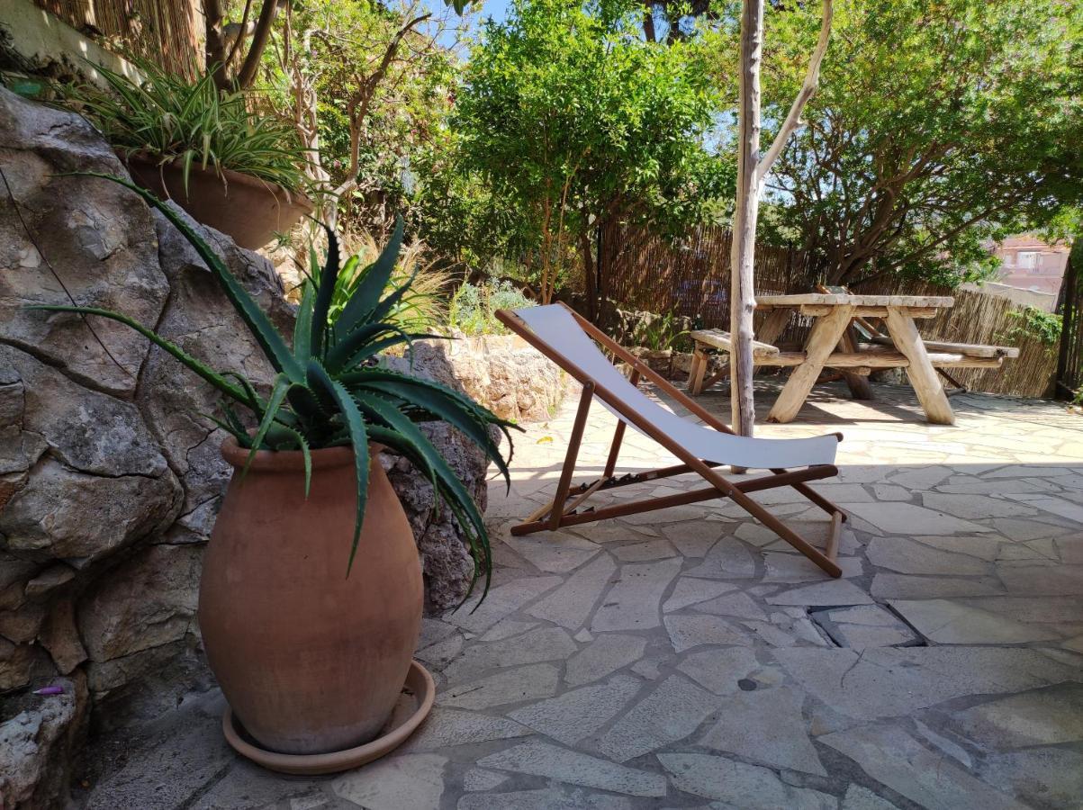 Les Galets Hotel Et B&B Bandol Kültér fotó