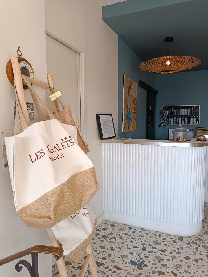 Les Galets Hotel Et B&B Bandol Kültér fotó