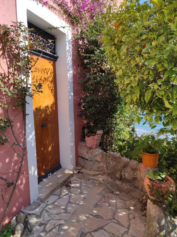 Les Galets Hotel Et B&B Bandol Kültér fotó